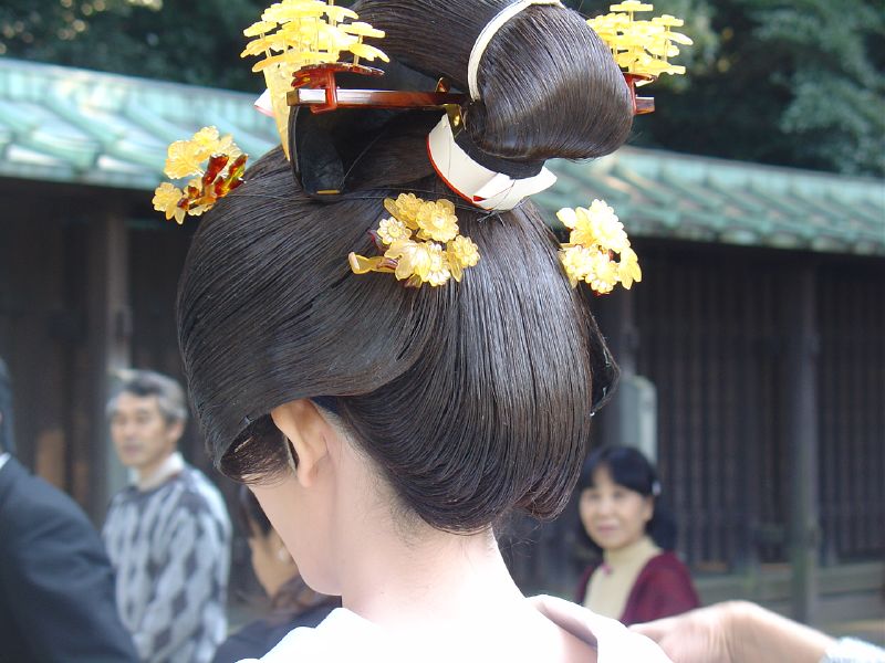 File:Traditional Japanese wedding hairstyle.jpg - Wikipedia, the free ...