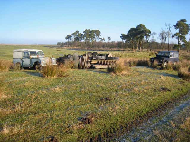 FileAbandoned vehicles at Dumblar Rigg geographorguk 637148