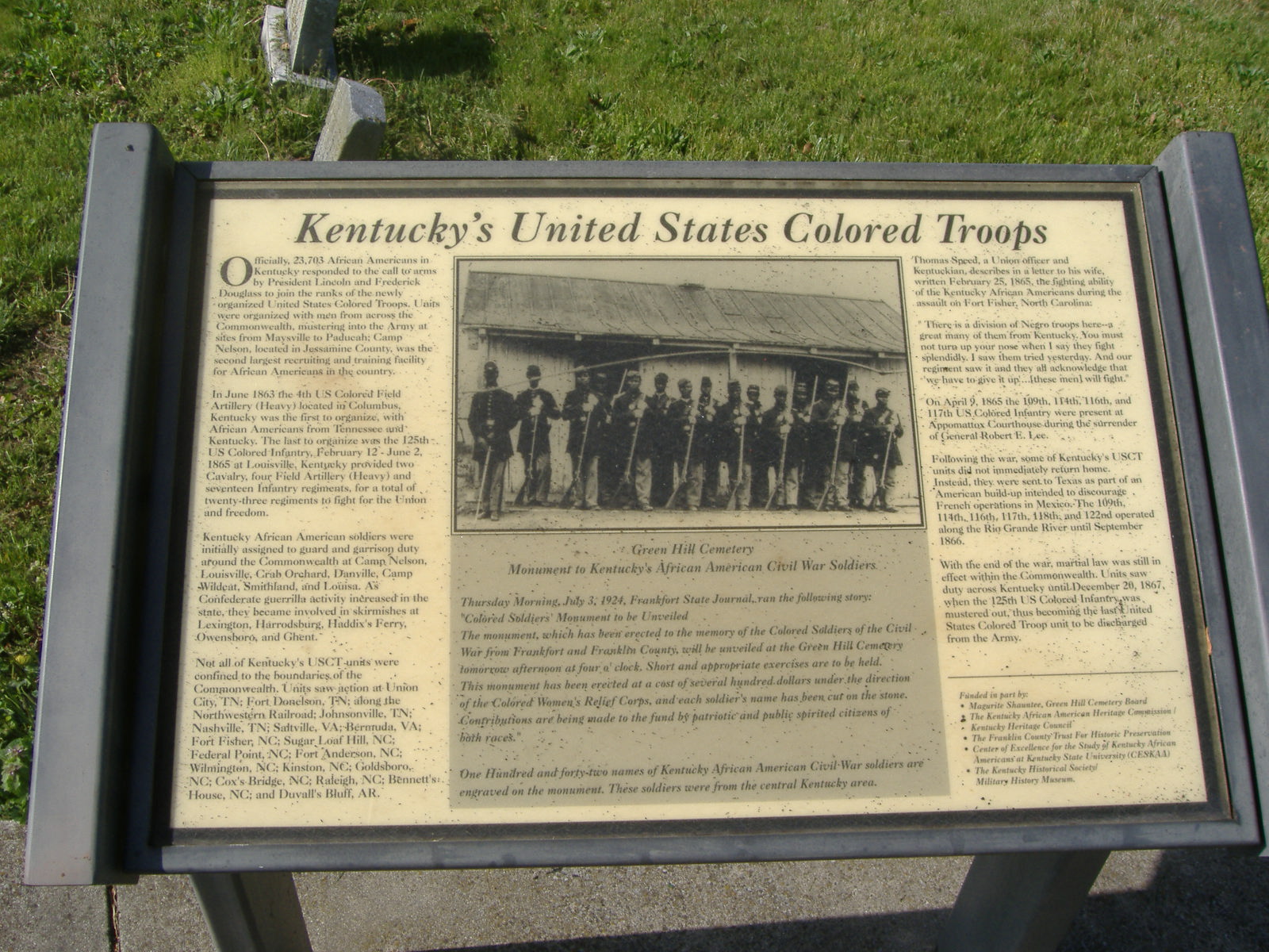 Colored_Soldiers_Monument_in_Frankfort_m