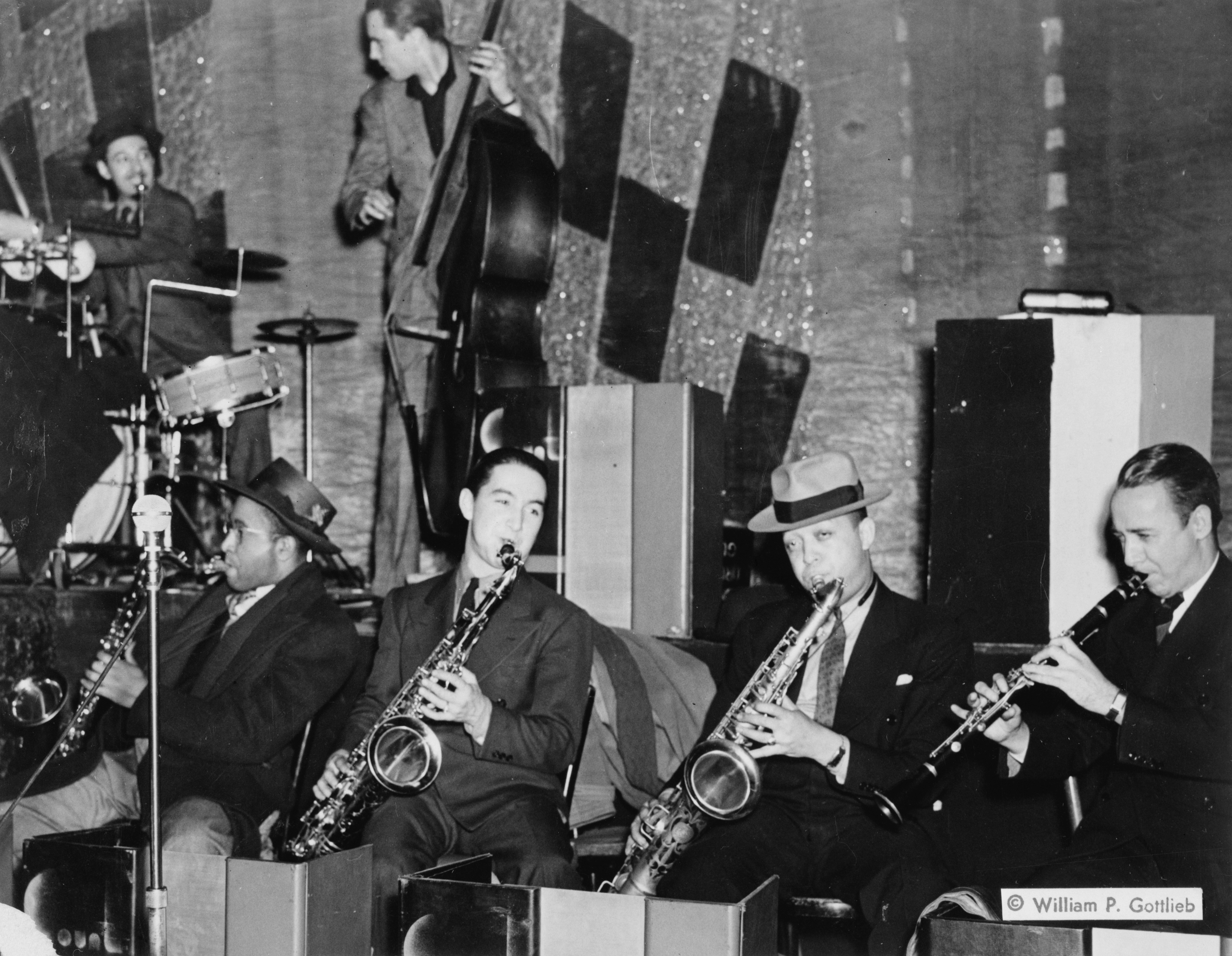 lester young jpg
