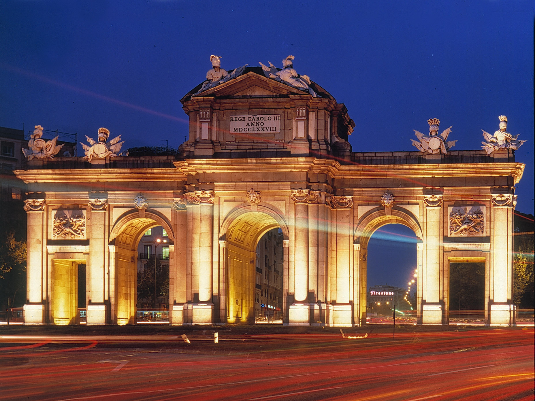 Puerta De Alcala