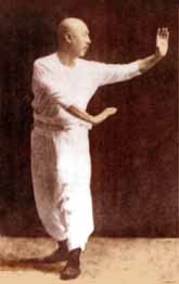 Internalist Zhang Zhaodong, also known as Zhang Zhankui, performing Baguazhang