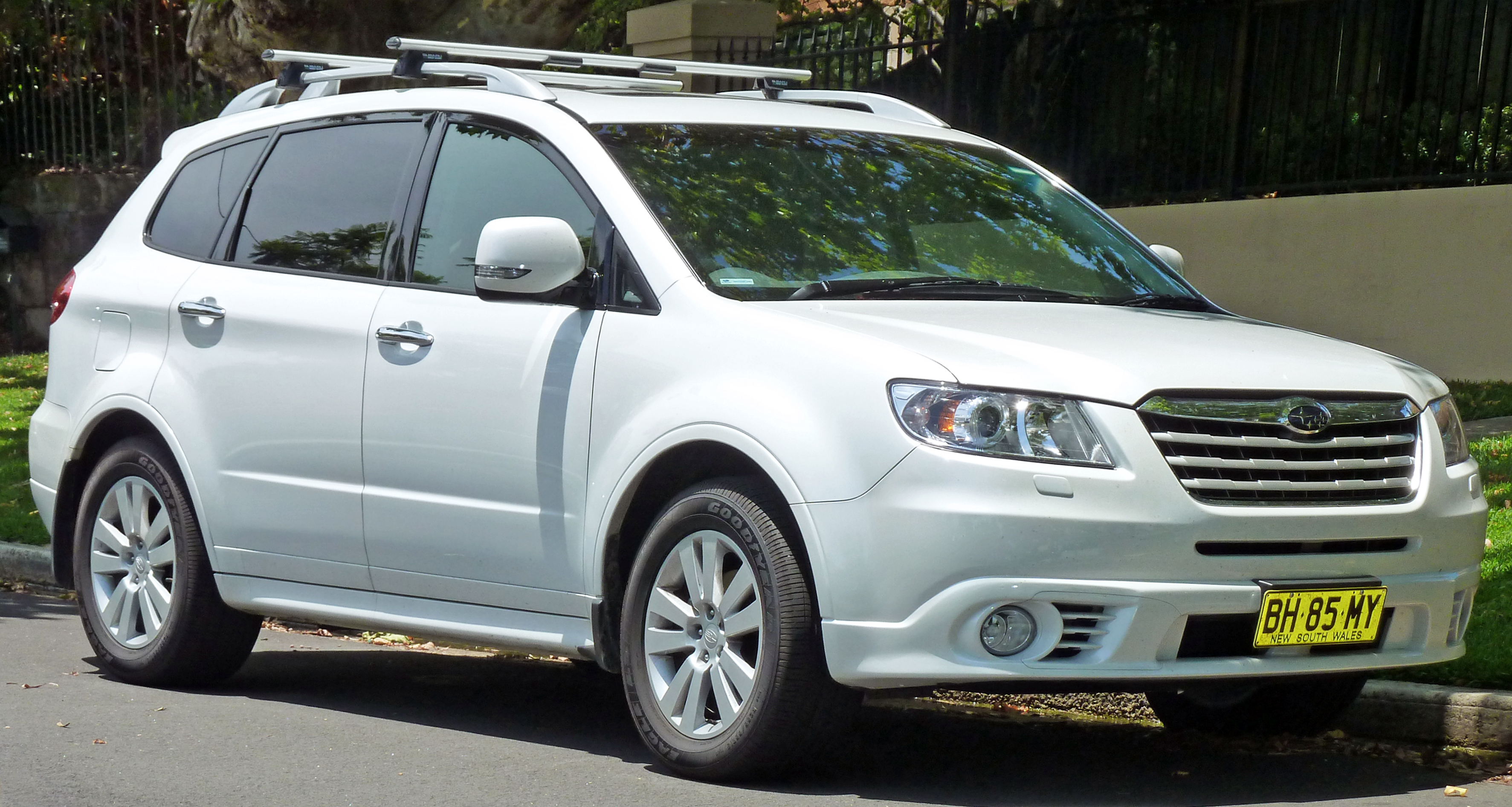 Subaru Tribeca White