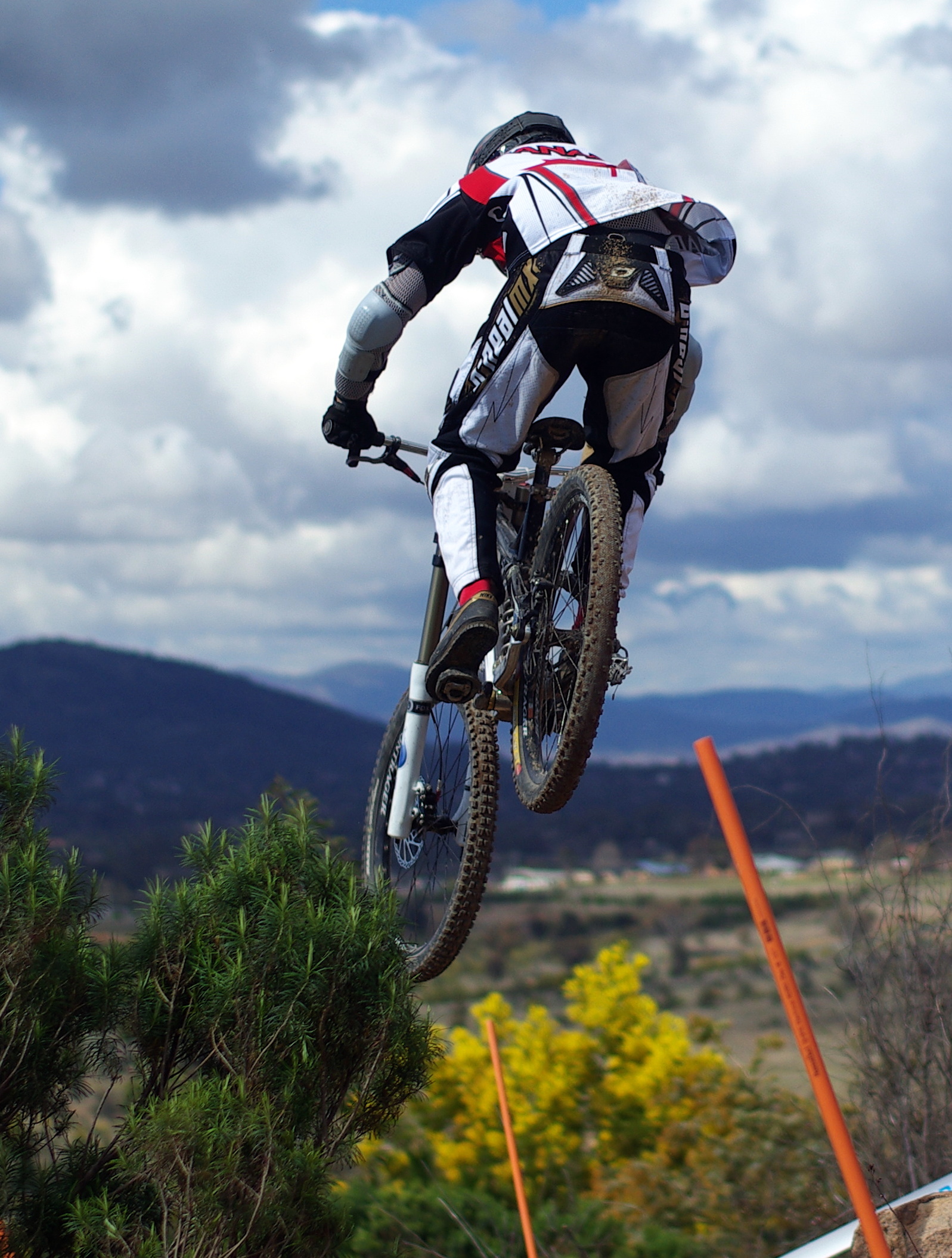 File:MTB downhill 4 Stevage.jpg - Wikipedia1597 x 2109