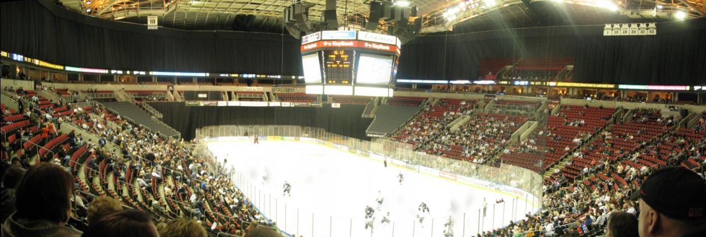 Keyarena-hockey.jpg