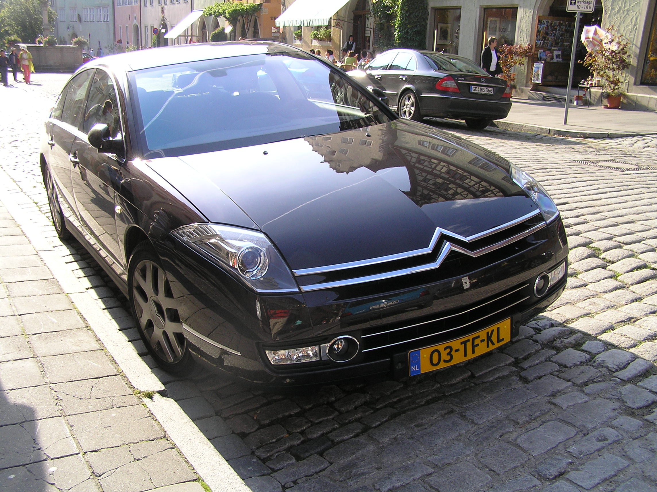 Citroen C6 Top Car Speed Pictures