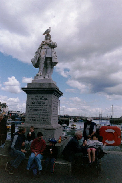 prince statue