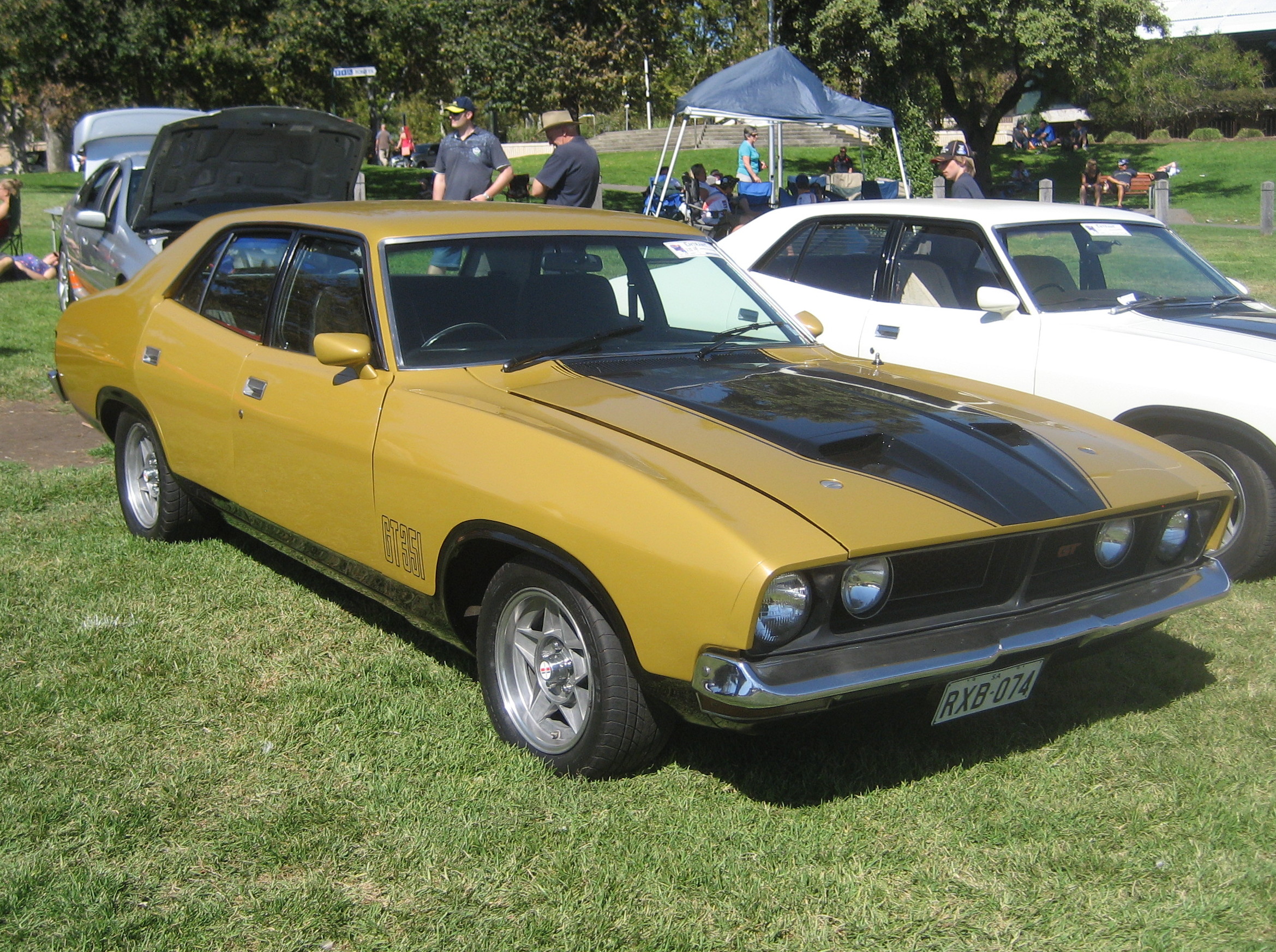 Ford falcon coupe xb gt #9