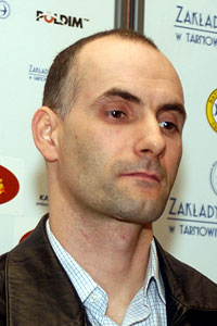 http://upload.wikimedia.org/wikipedia/commons/b/b8/Gollob_tomasz.jpg