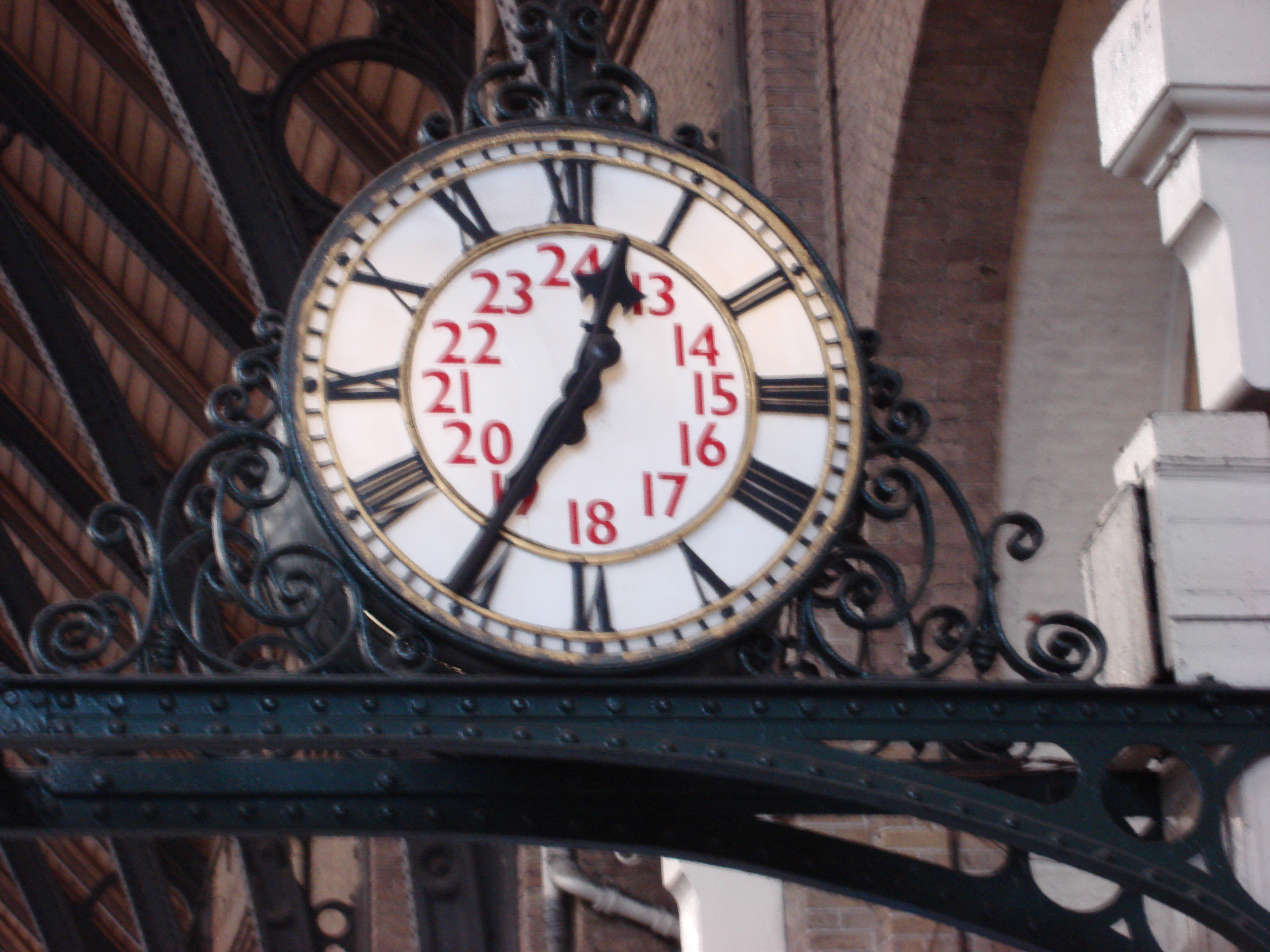 Clock in Kings Cross railway station