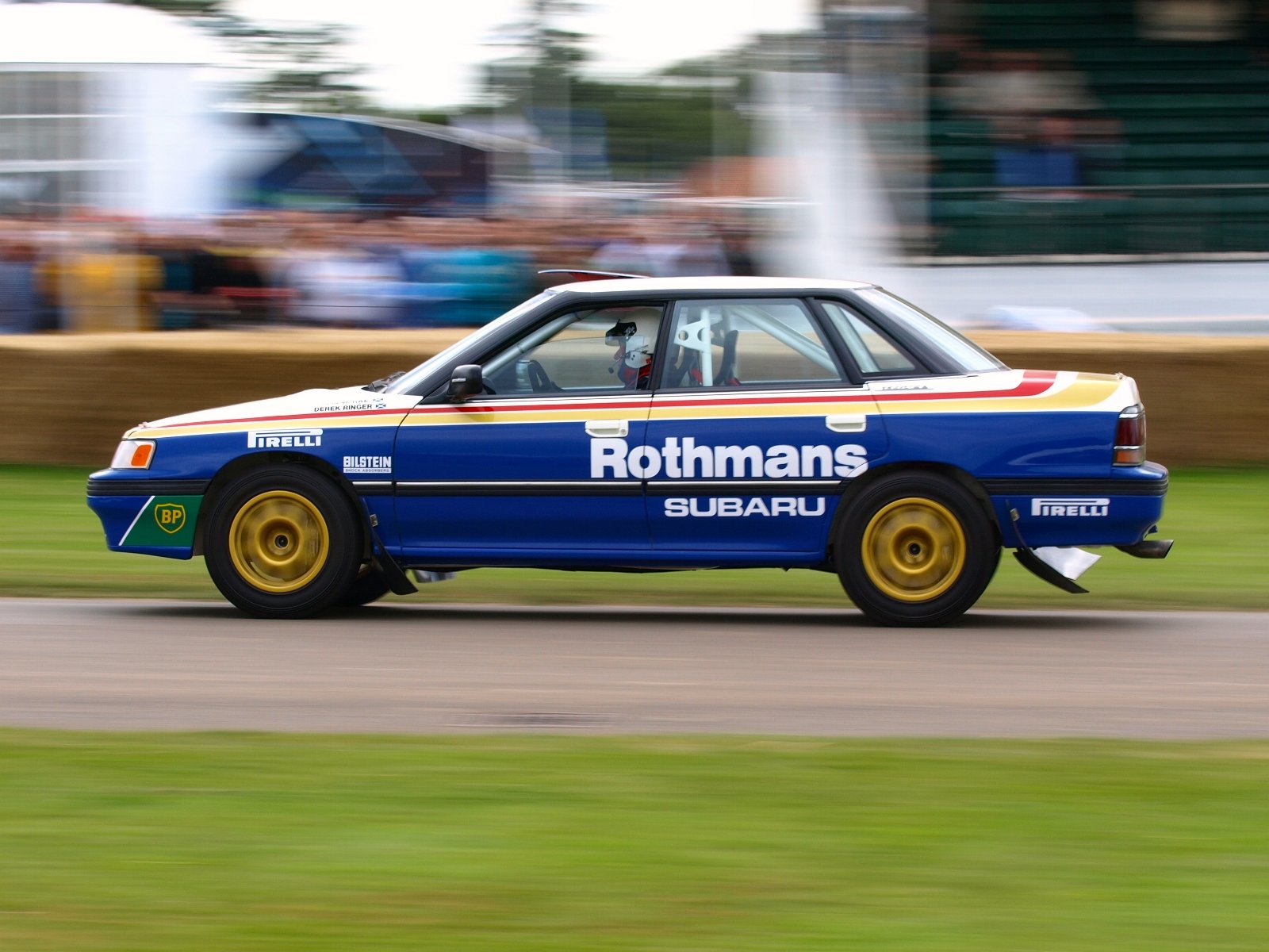 Subaru_Legacy_RS_-_Goodwood_2008.jpg