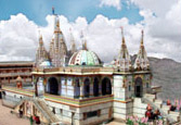 Храм Сваминараян Джунагадх.jpg