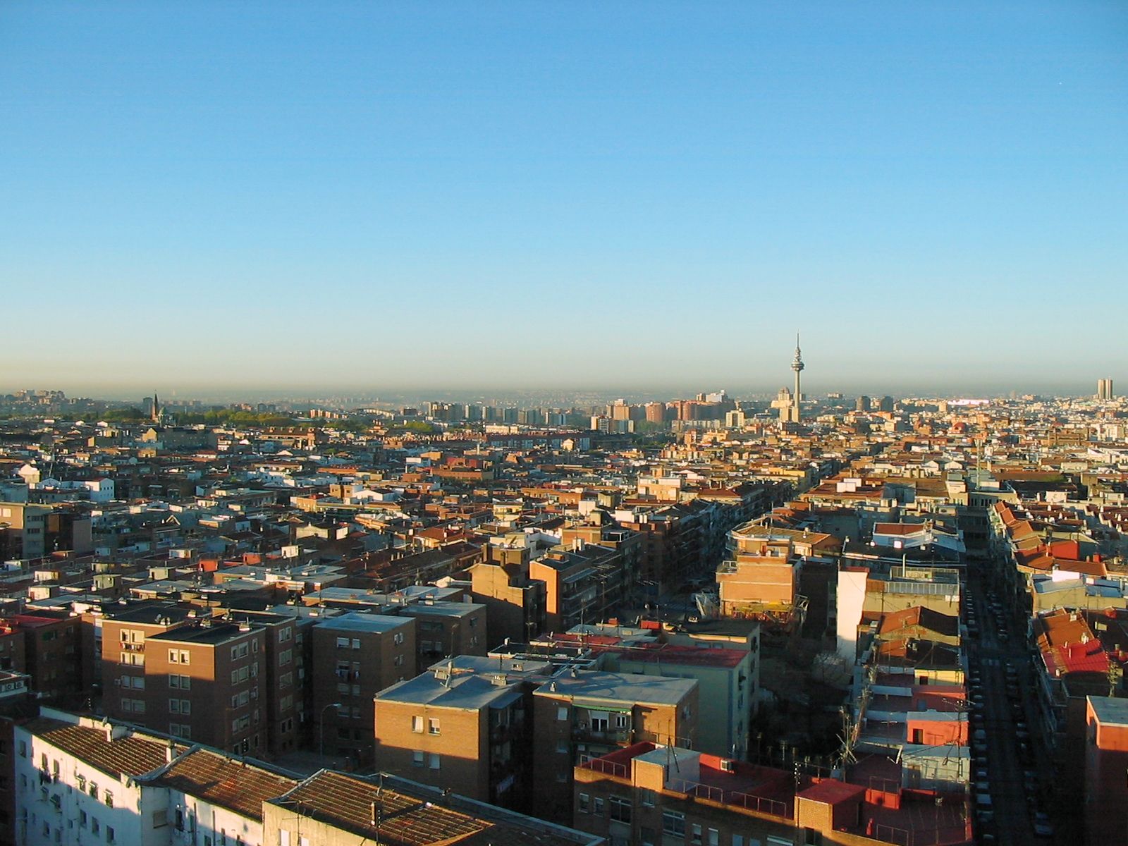 En toda esta zona hacemos fisioterpia a domicilio por fisioterapeutas titulados, profesionales y de confianza. Ciudad Lineal de Madrid.