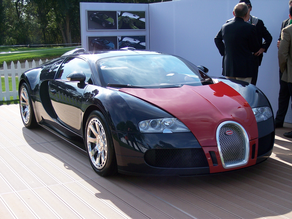 bugatti veyron size