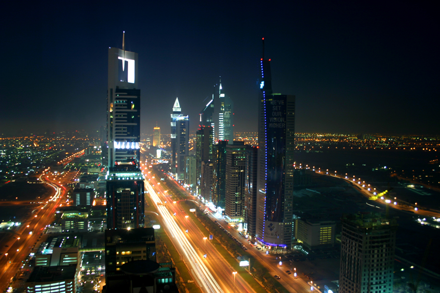 File:Dubai night skyline.jpg - Wikipedia