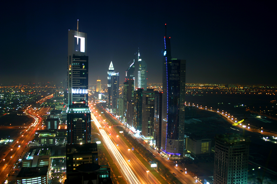 Dubai+skyline+at+night