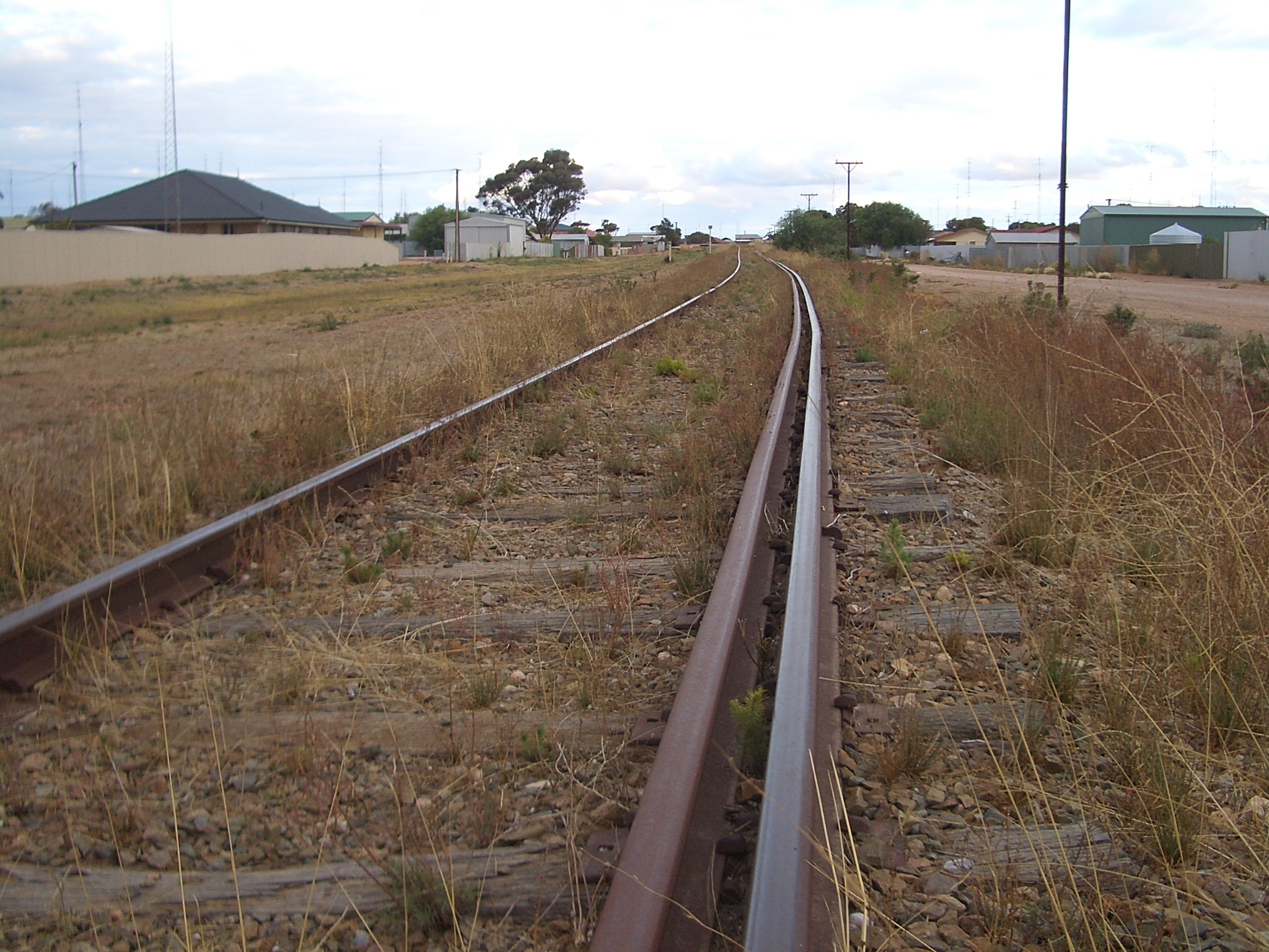 File:Wallaroo-dual-gauge-railway-0855.jpg - Wikipedia, the free 