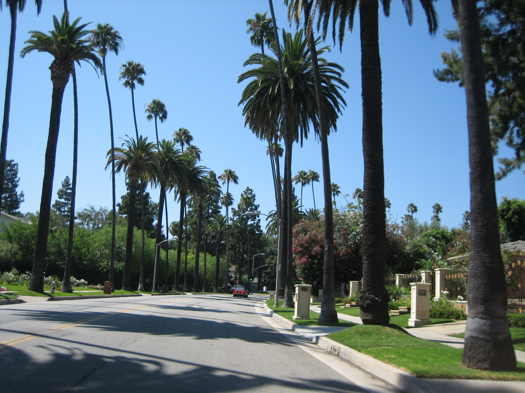 File:Beverly Hills11.JPG  Wikimedia Commons