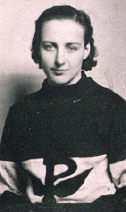 Black and white photo of Ranscombe wearing a Preston Rivulettes uniform