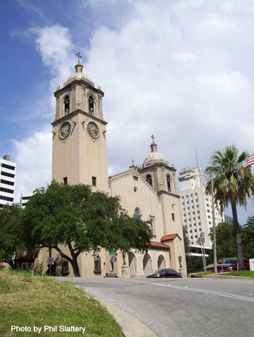 File:The Corpus Christi cathedral on Upper Broadway in downtown Corpus Christi, TX..jpg
