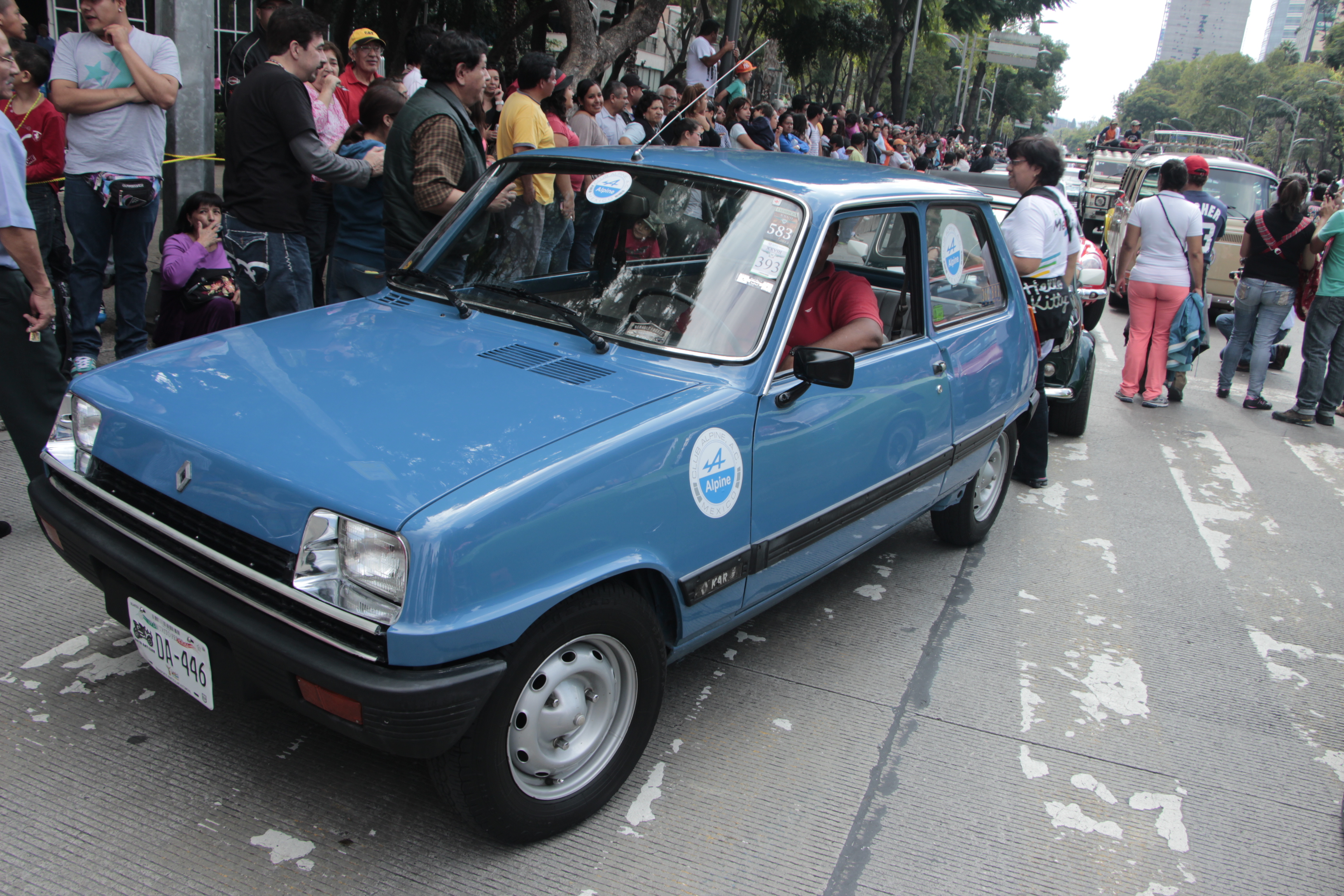 Desfile_de_autos_antiguos_68