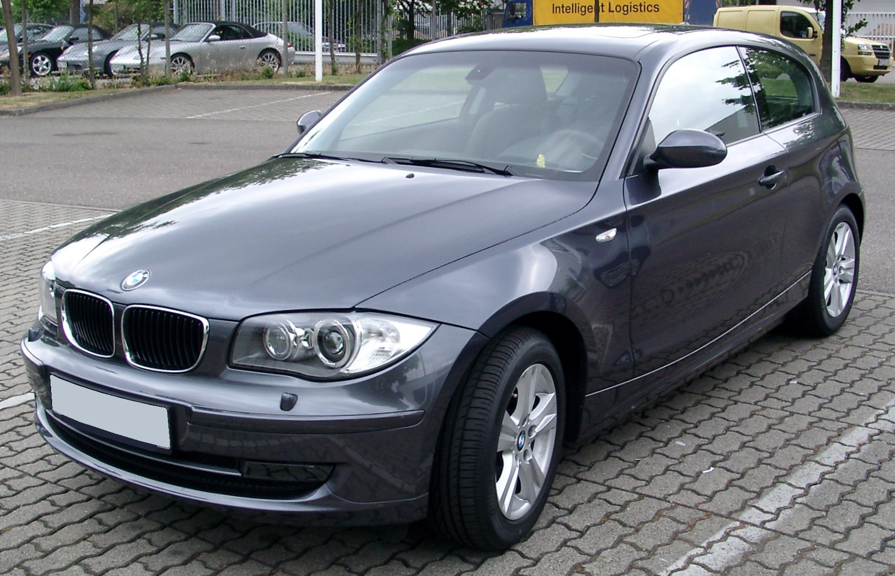 BMW_E87_front_20080524.jpg