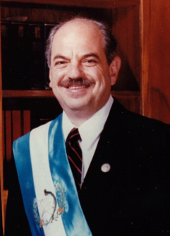 File:Foto oficial de Jorge Antonio Serrano Elías.png