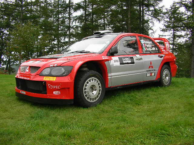 Mitsubishi_Lancer_WRC04.JPG