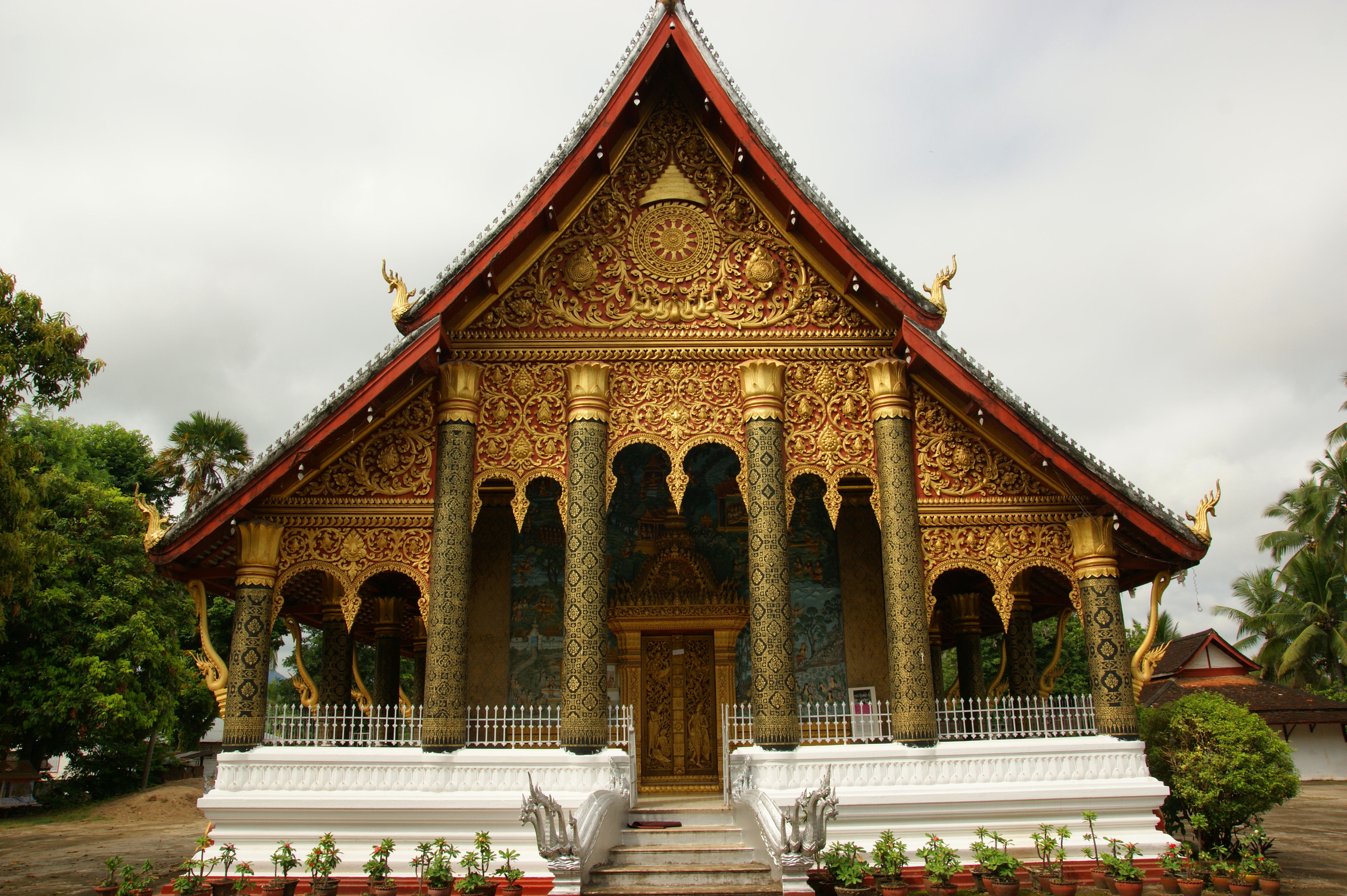 lao temple