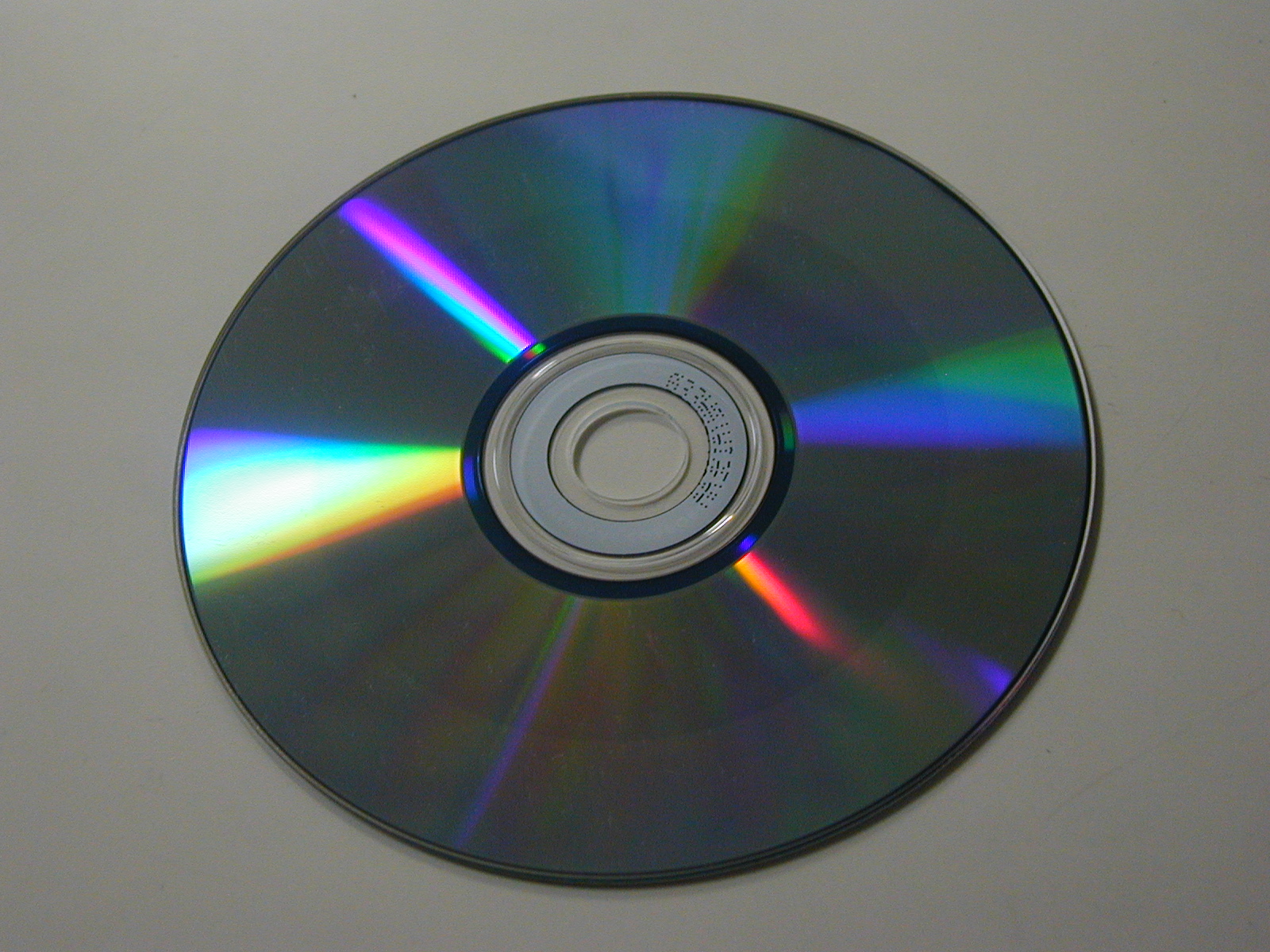 File:CD-RW bottom.jpg - Wikipedia