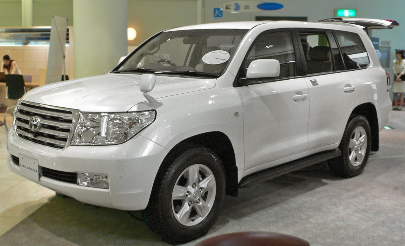 http://upload.wikimedia.org/wikipedia/commons/d/d0/2007_Toyota_Land_Cruiser-200_01.jpg