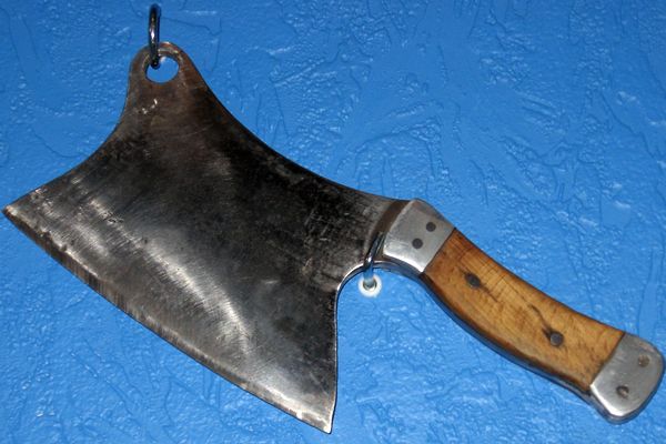 http://upload.wikimedia.org/wikipedia/commons/d/d0/Chopper,_meat_axe.jpg