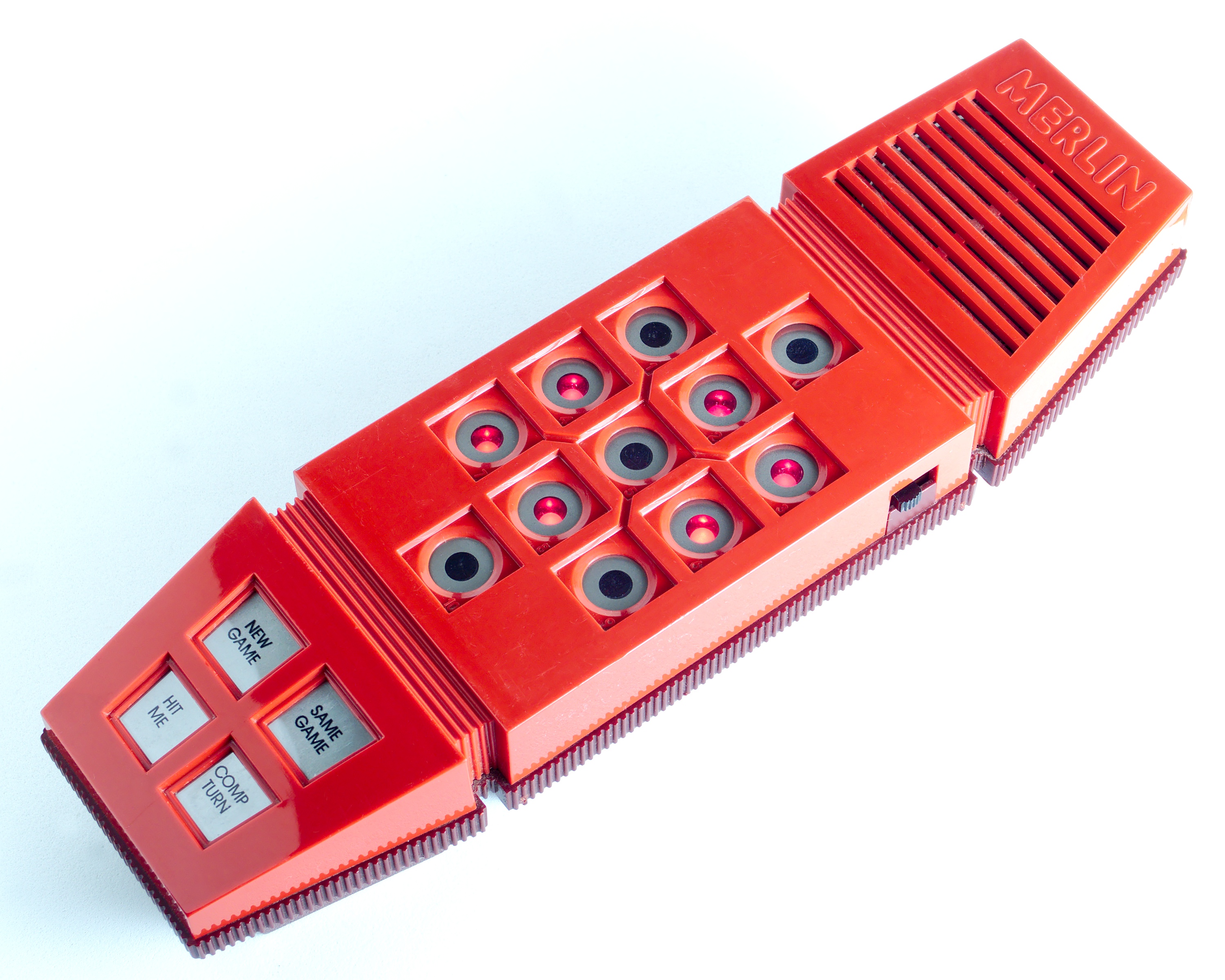 Parker_brothers_merlin_hand_held_electronic_game.jpg