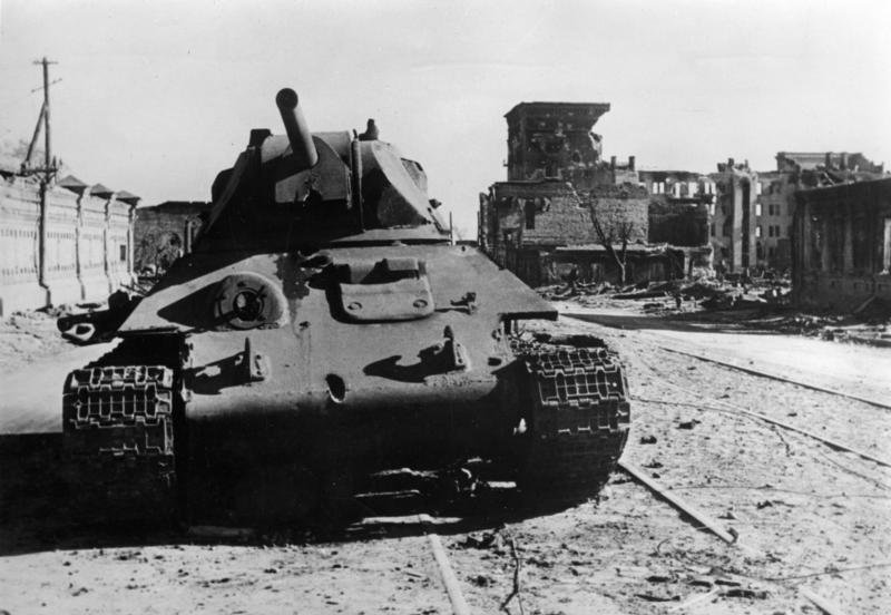 File:Bundesarchiv Bild 183-B22359, Russland, Kampf um Stalingrad, Panzer T34.jpg