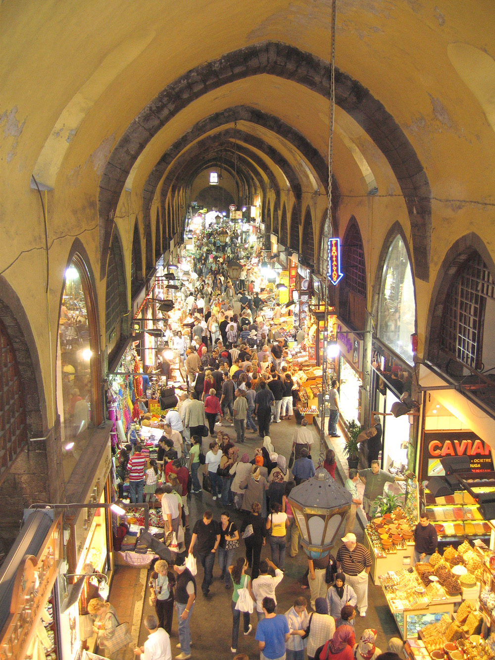 File:\u00c4gyptischer Bazar Istanbul.JPG - Wikimedia Commons