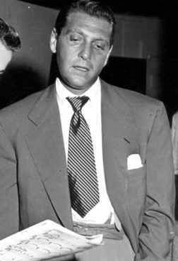 دیوید رُز در سال ۱۹۴۶ میلادی