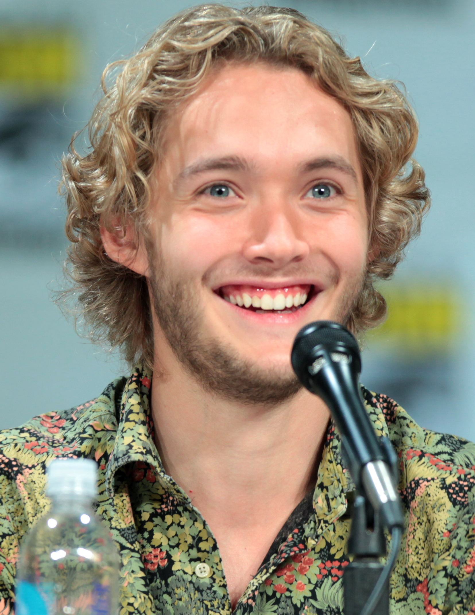 Foto van Toby Regbo