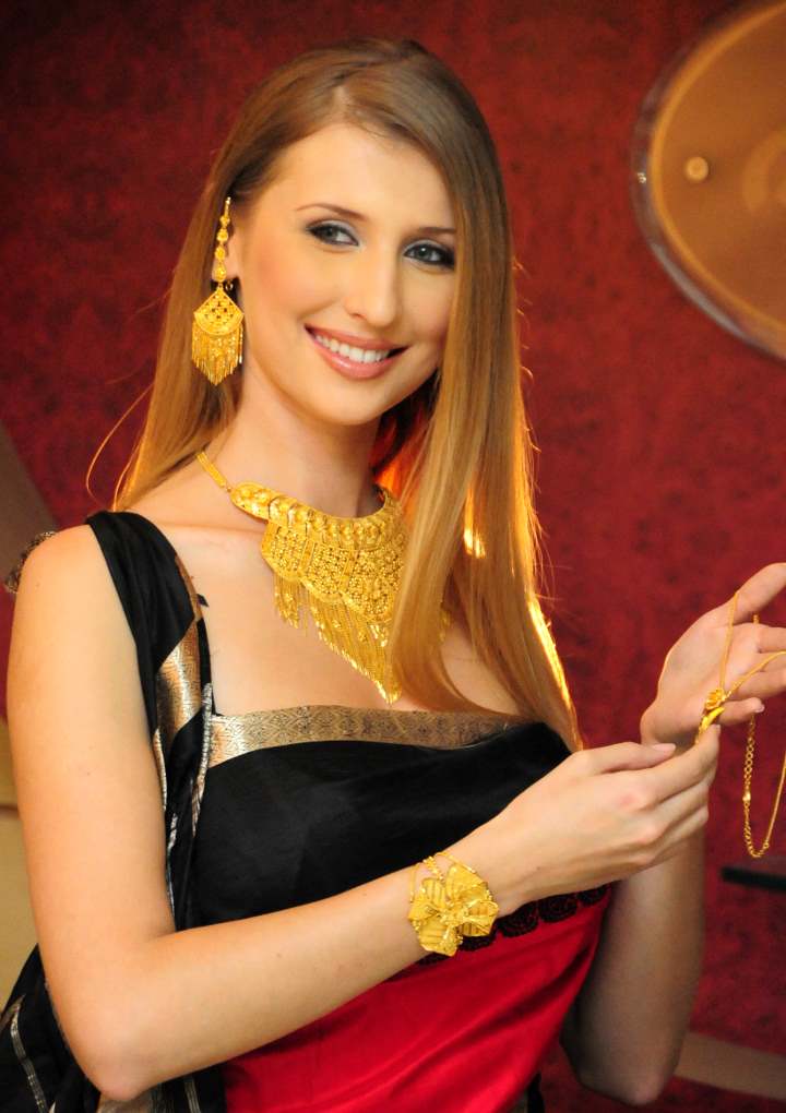 Claudia Ciesla jewelry Calcutta