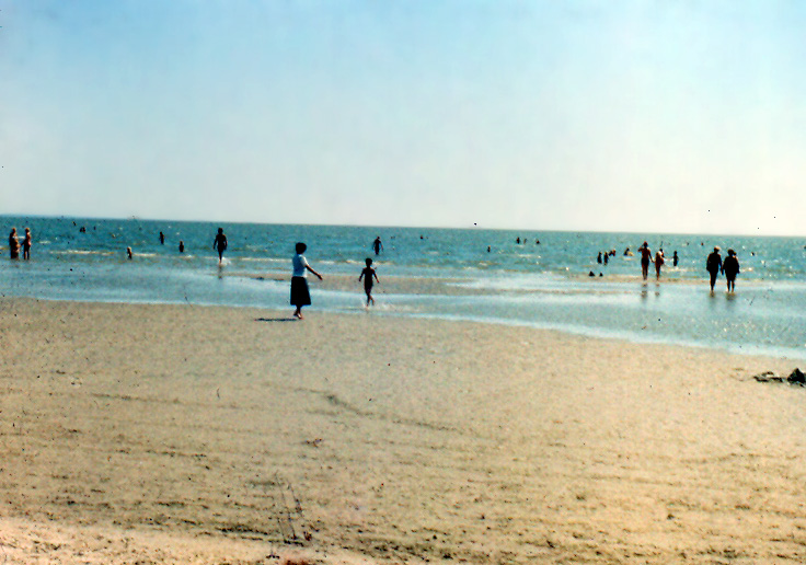 1983_Parnu_Beach.jpg