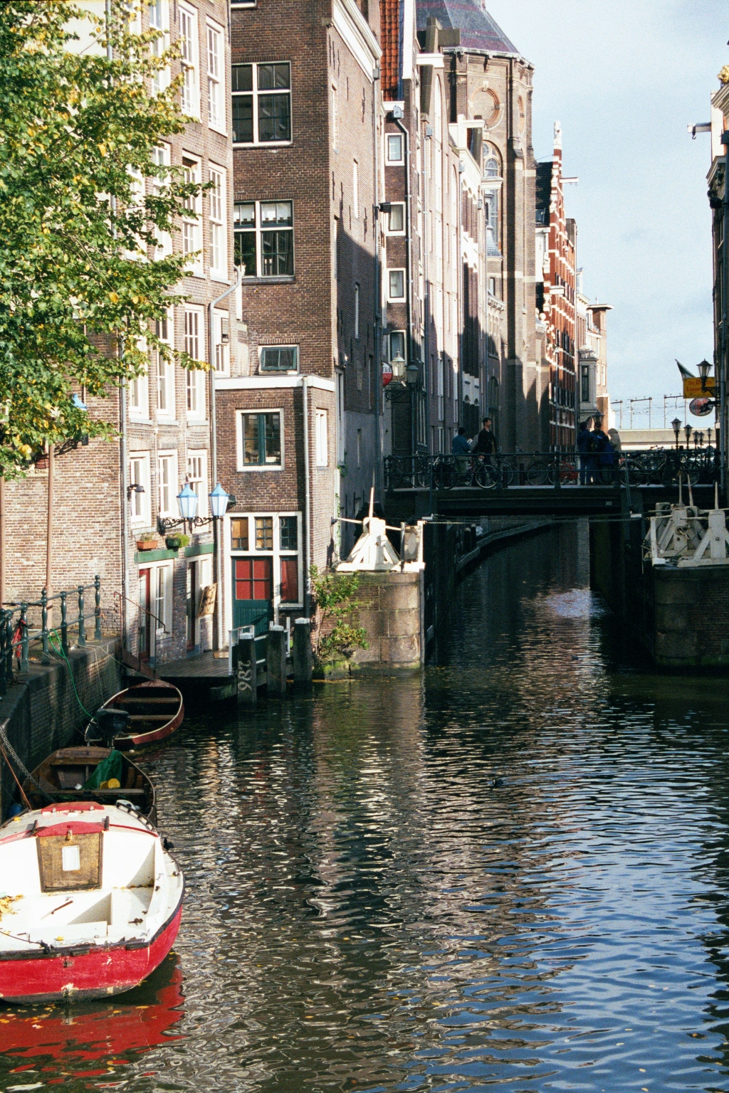 Cheap Amsterdam Rentals Cheapest College Place To Eat Amsterdam