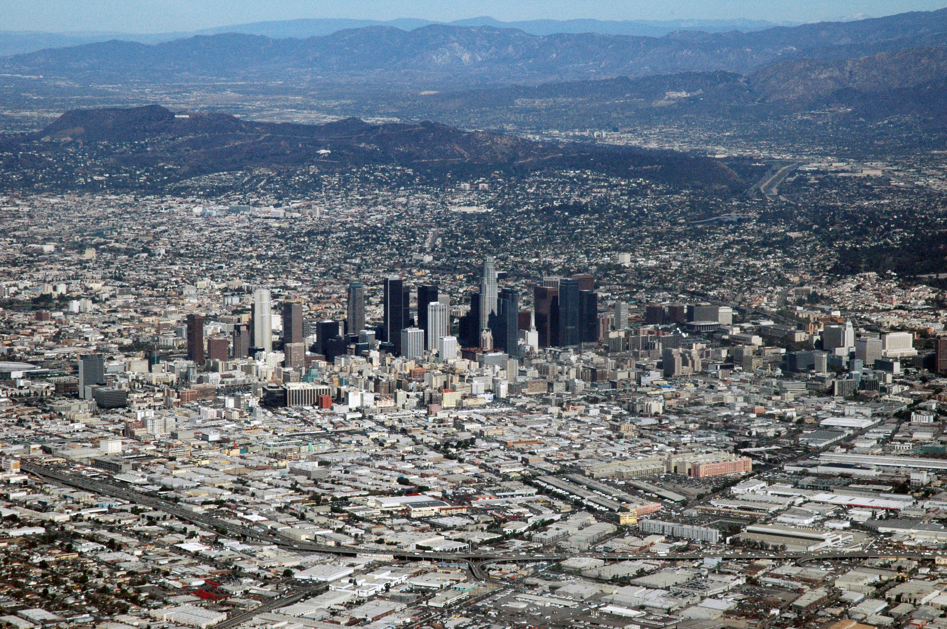 File:Los Angeles, CA from the air.jpg - Wikimedia Commons