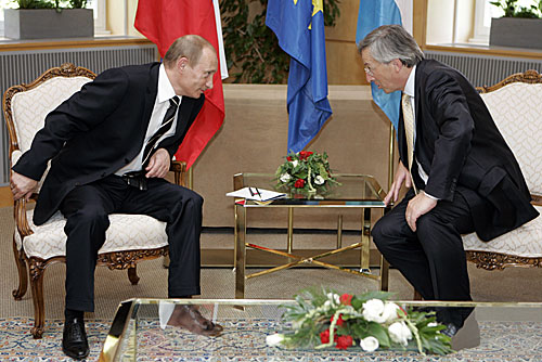 Vladimir Putin in Luxembourg 24 May 2007-18