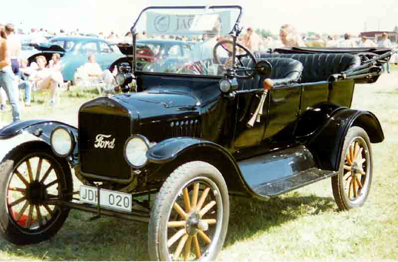 Tiedosto1920 Ford Model T Touring JDH020jpg