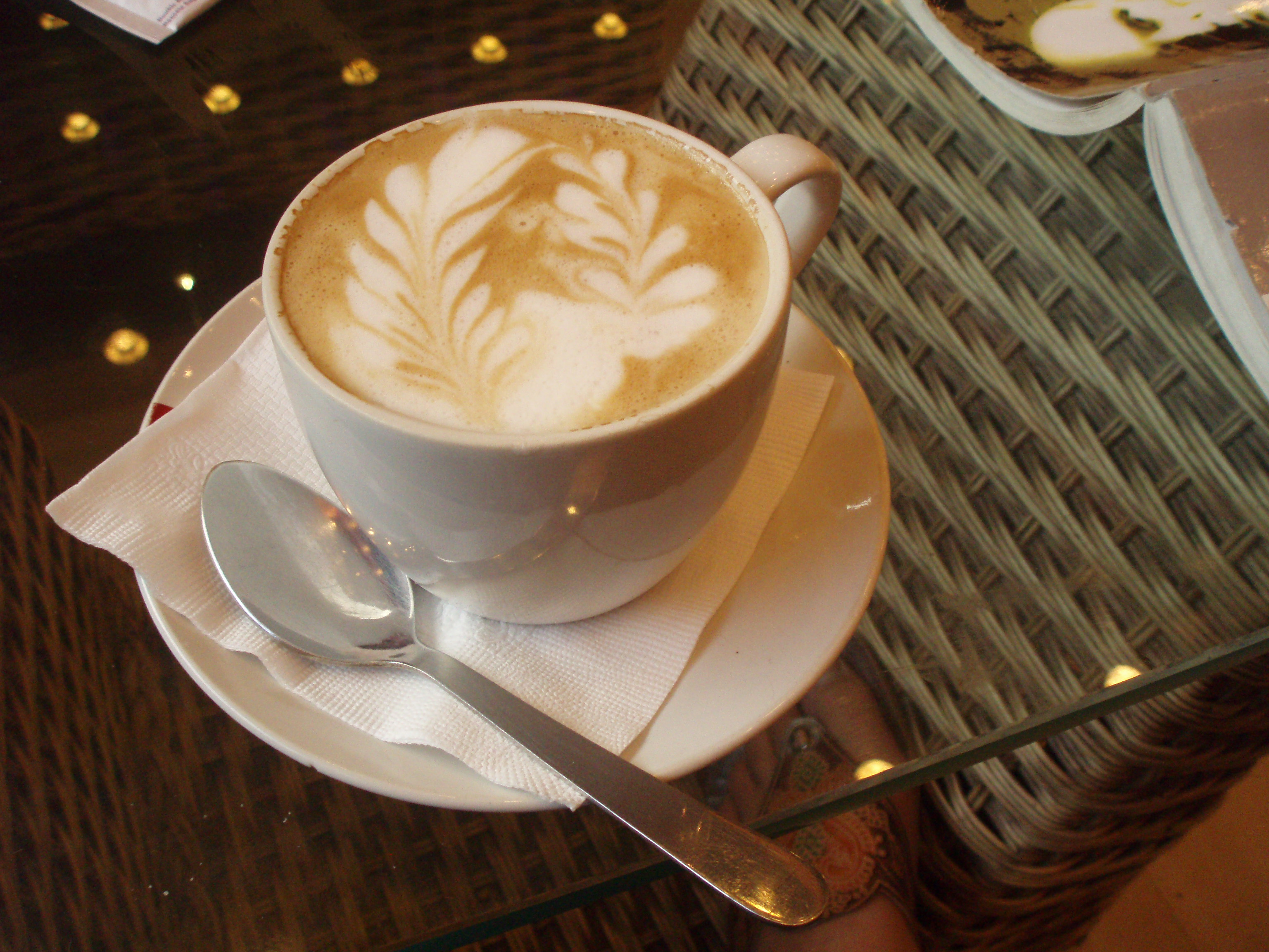 FilePerfect caffe latte from Cafe Coffee Day.jpg Wikimedia Commons