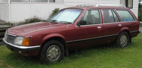 red holden kingswood 1973