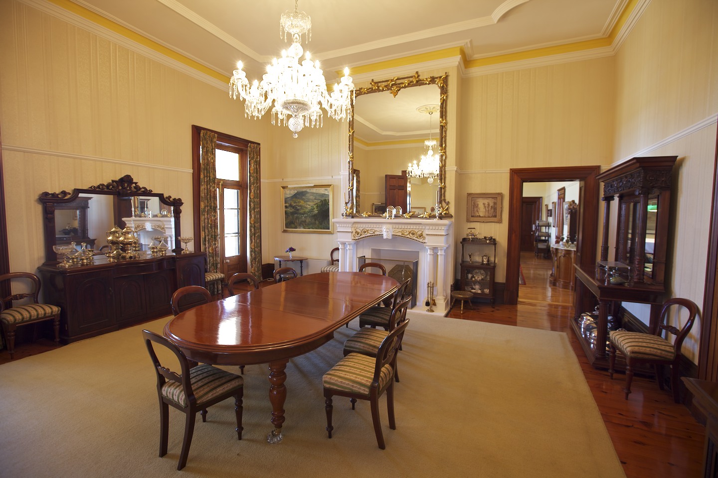 File:Jimbour House - Inside - Dining Room.jpg - Wikimedia Commons