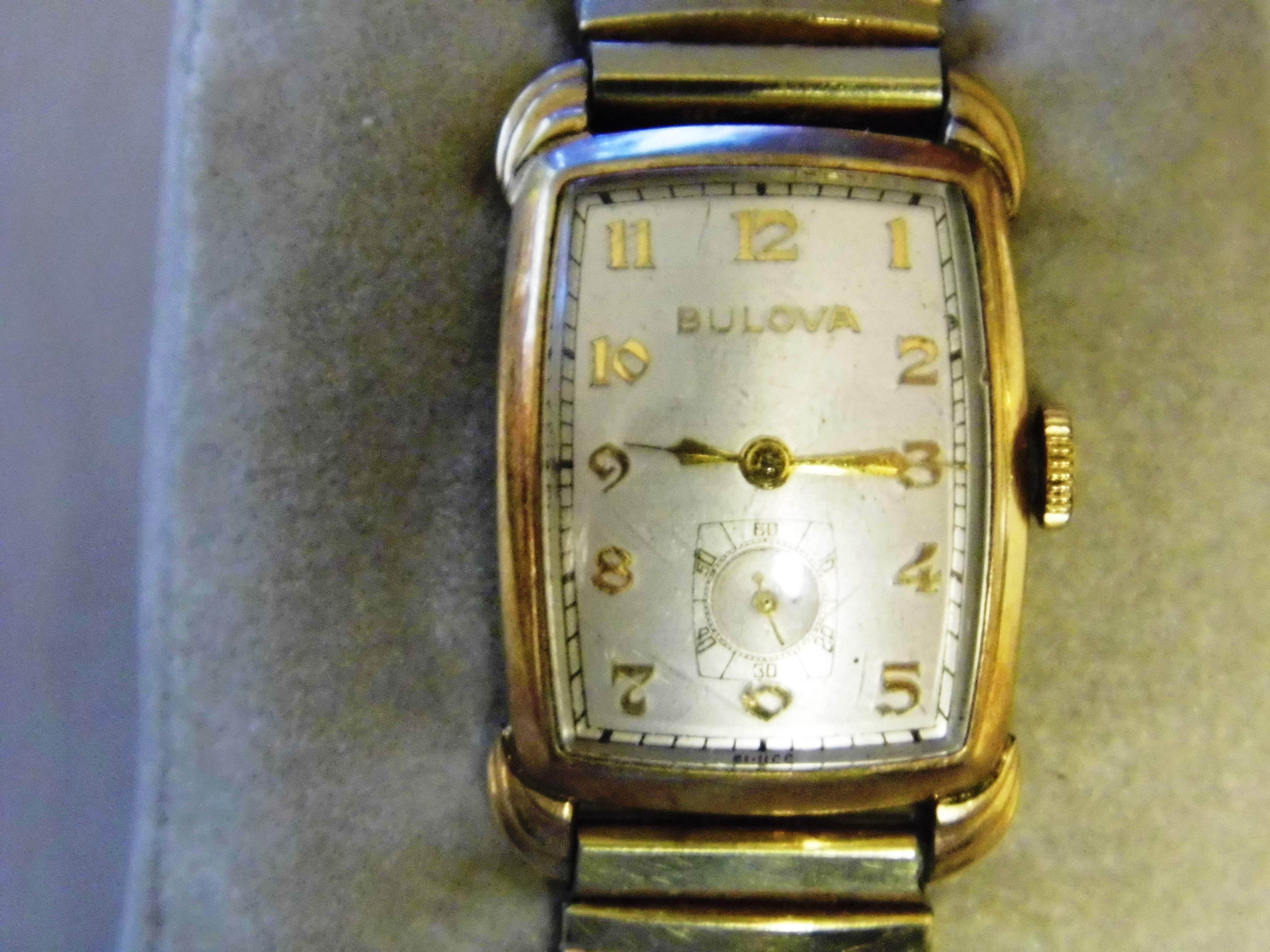 Description Vintage Bulova Men's Swiss-Made Manual-Wind Wrist Watch ...
