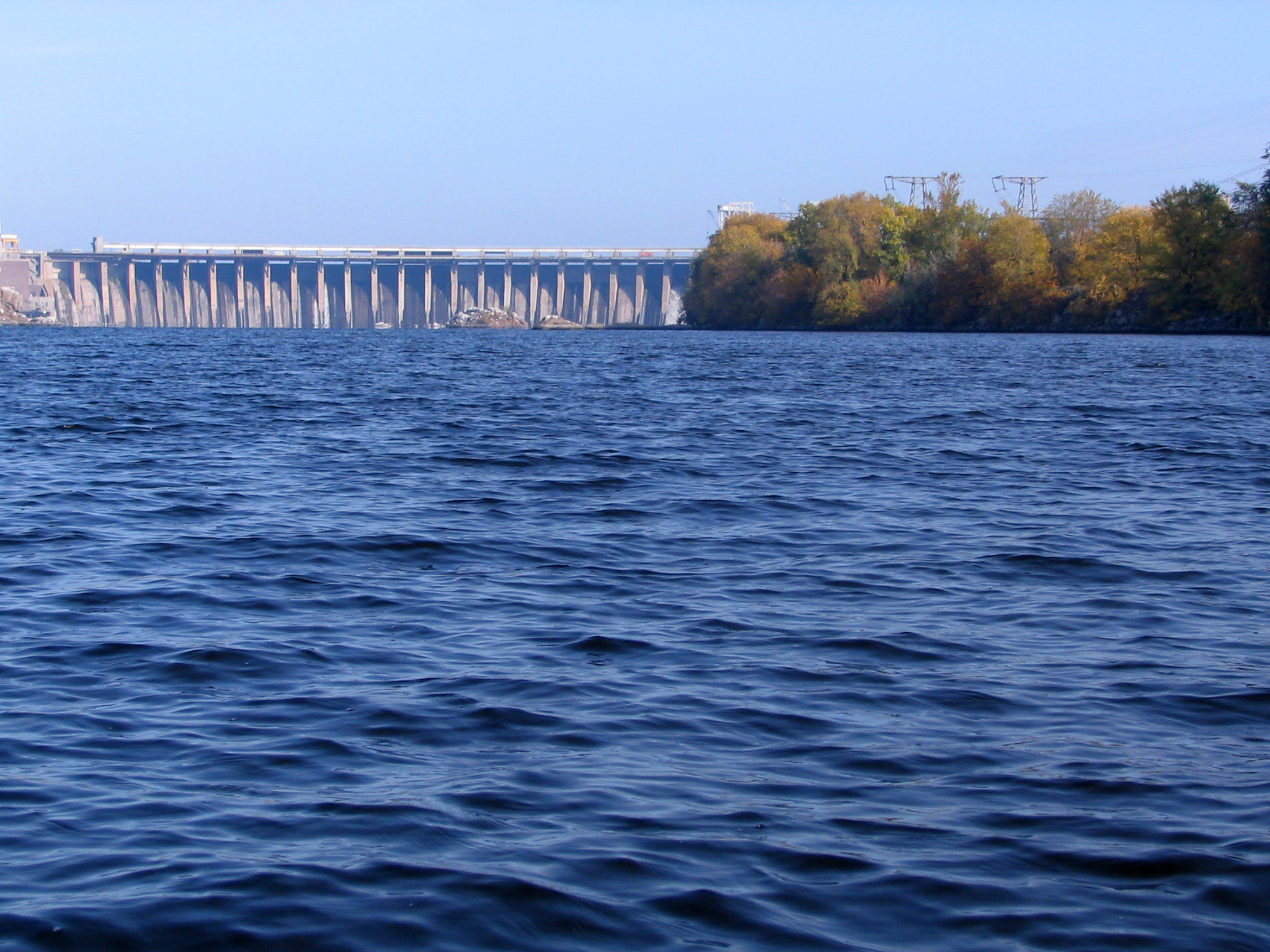 Description Dnieper River in Zaporizhia 1035.jpg