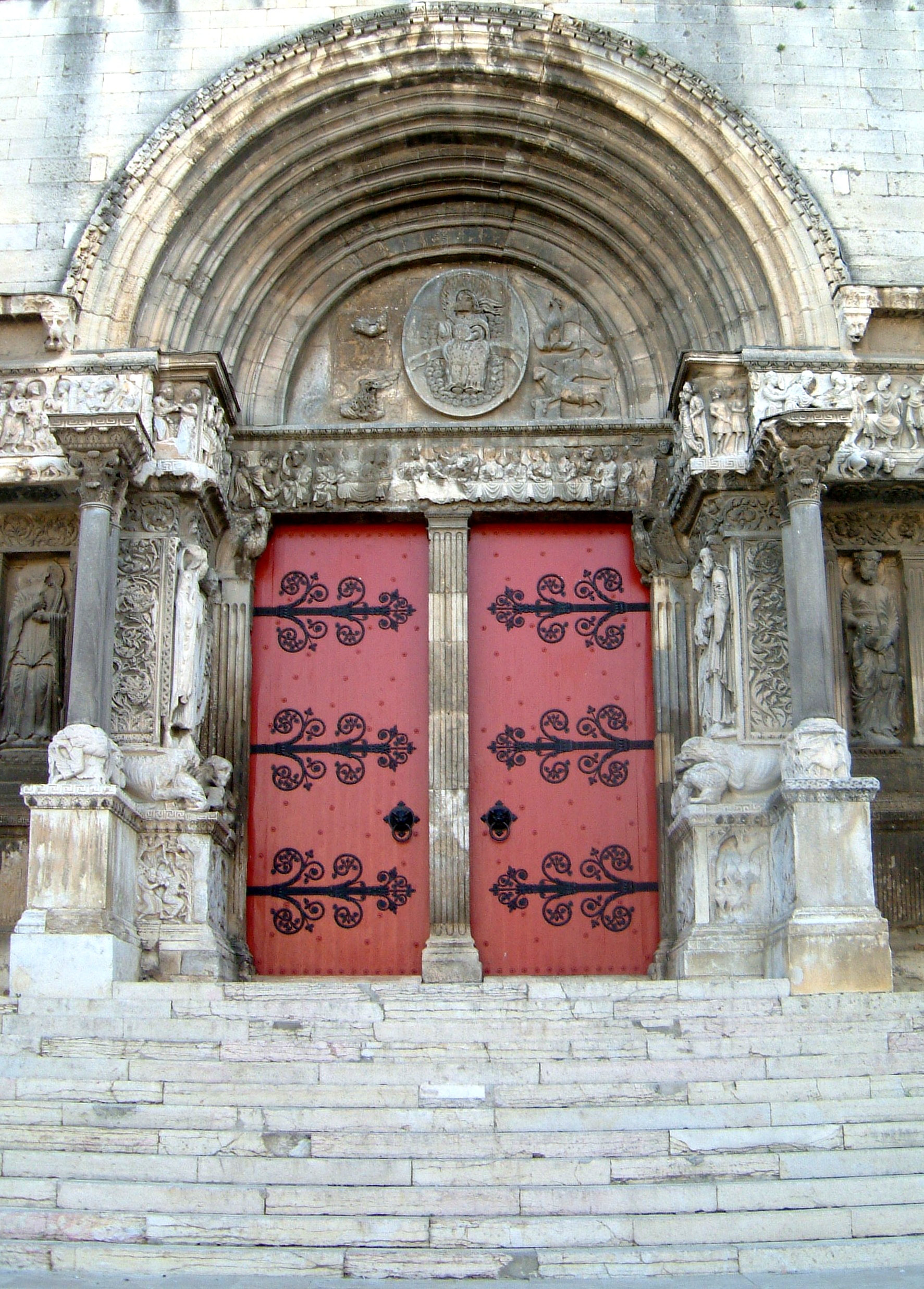 Bon Dimanche Frankreich-Camargue-Saint_Gilles-Kathedrale-Portal