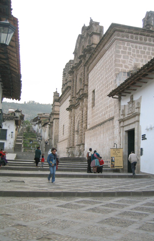 English: City of Cajamarca, Peru. Photo by J. ...